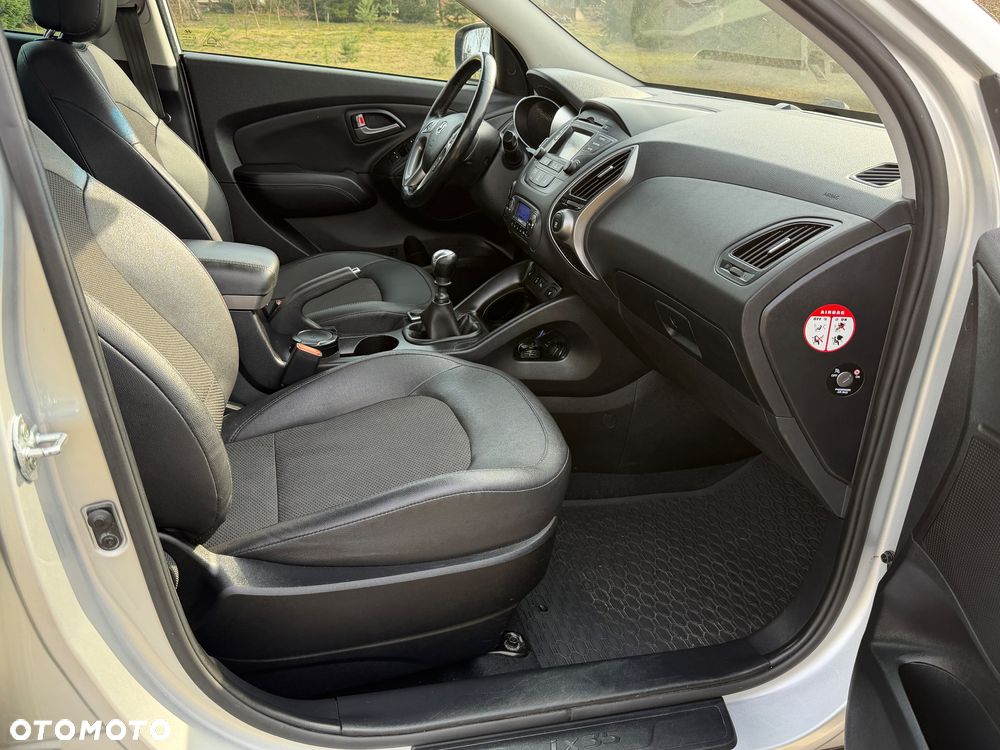 Hyundai ix35 2.0 CRDi Premium 4WD - 6