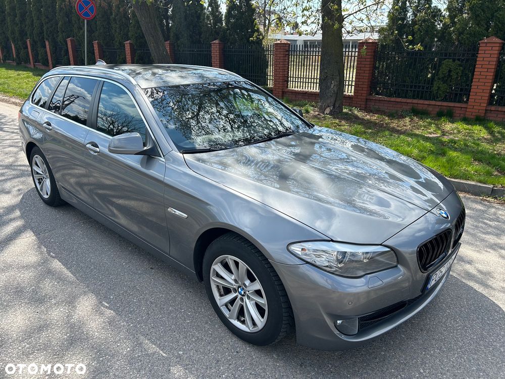 BMW Seria 5 520d - 30