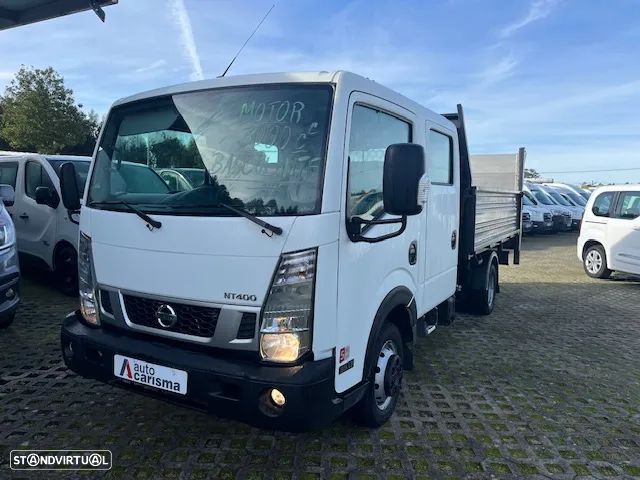 Nissan NT400 3.0 CAB/DUPLA BASCULANTE E PLATAFORMA - 1