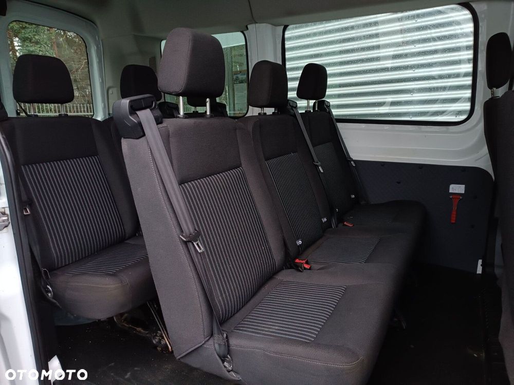 Ford Transit - 25