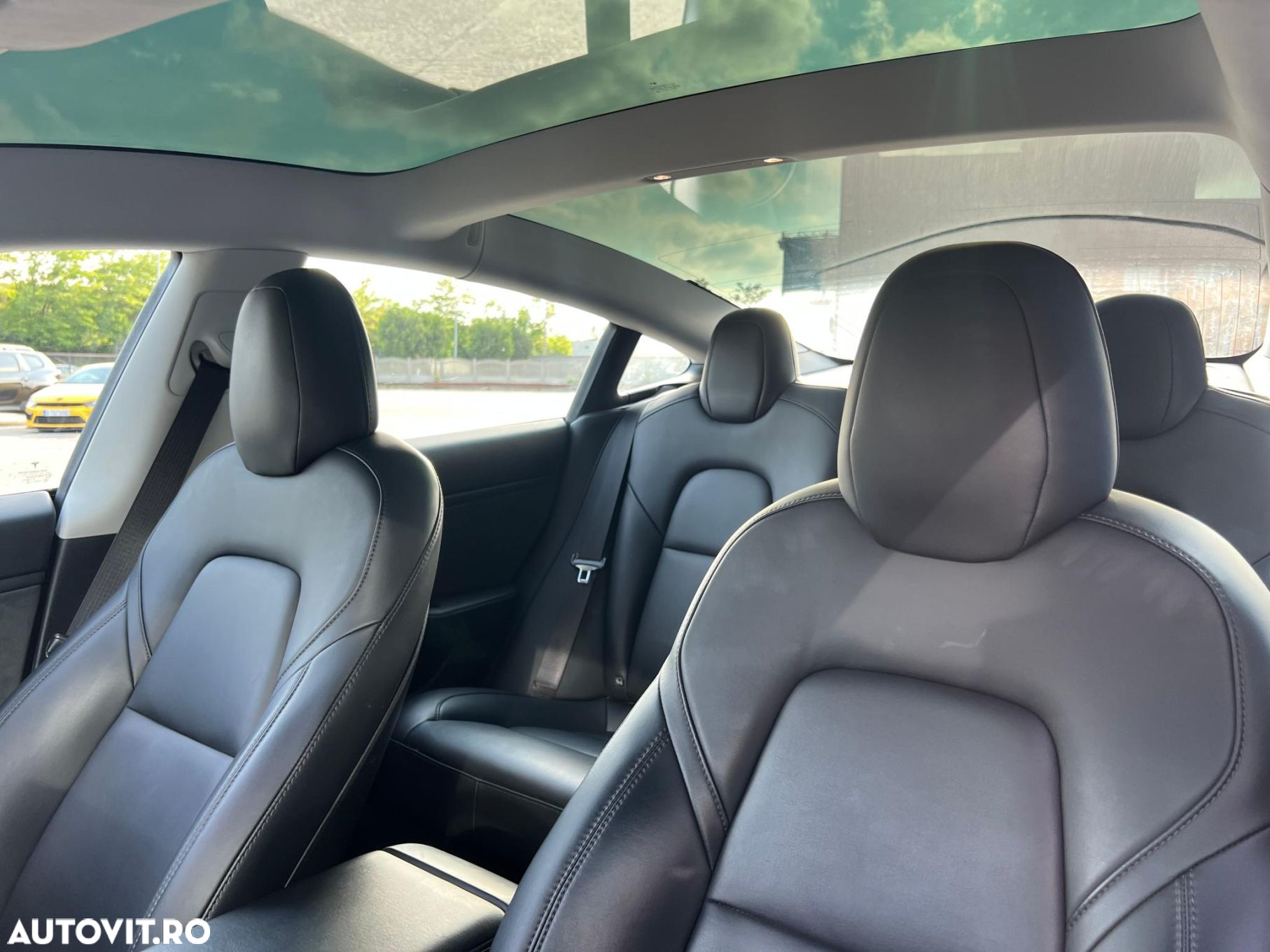 Tesla Model 3 - 6