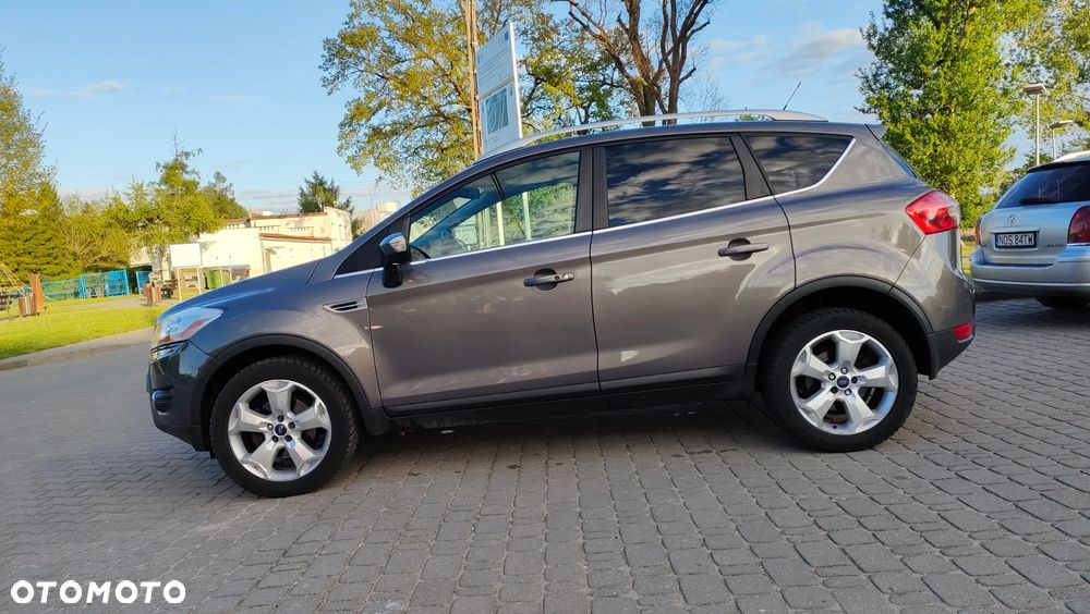 Ford Kuga 2.0 TDCi 2x4 Champions Edition - 23