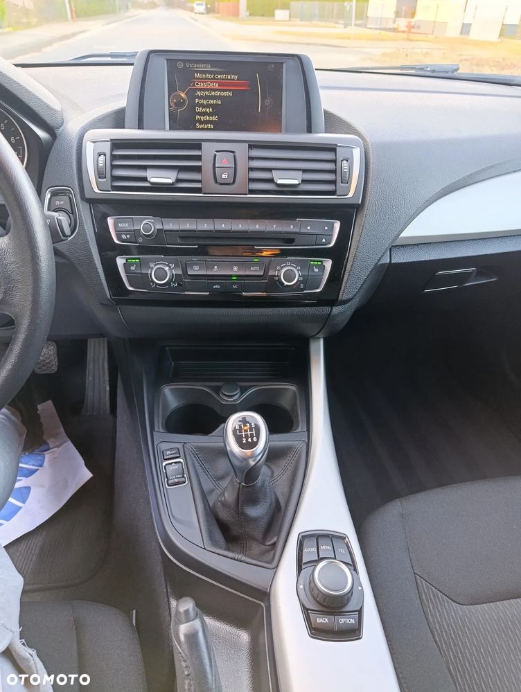 BMW Seria 1 116i Edition Metropolitan - 18