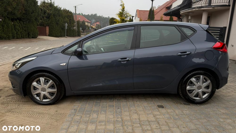 Kia Ceed 1.4 CVVT Dream-Team Edition - 8
