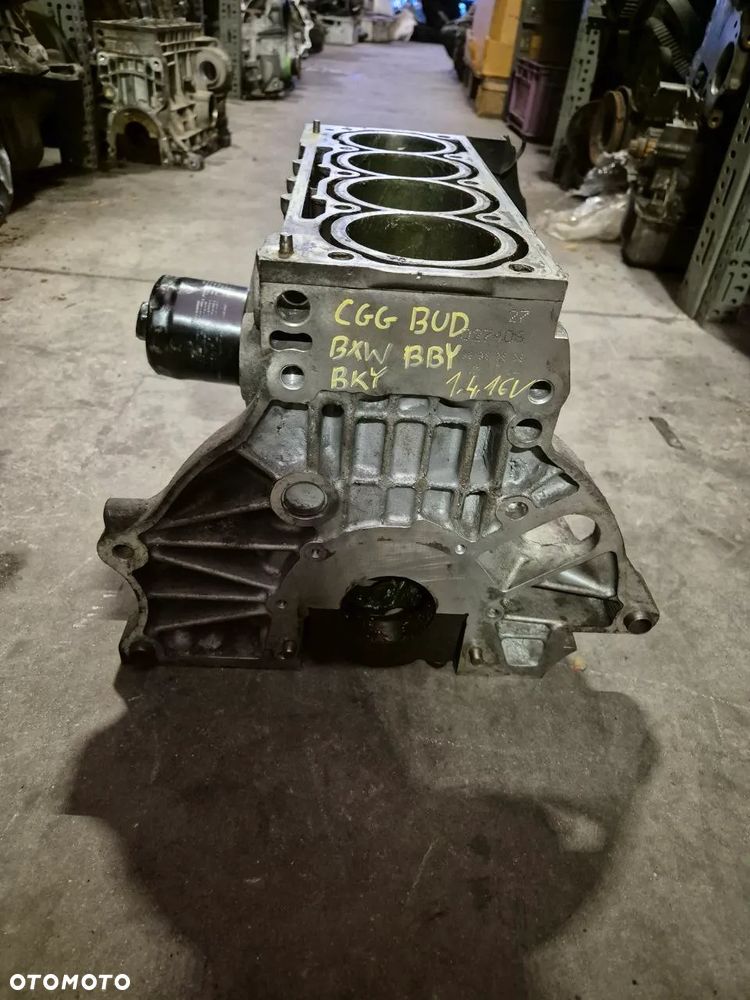 DOŁ BLOK SILNIKA AER - 4