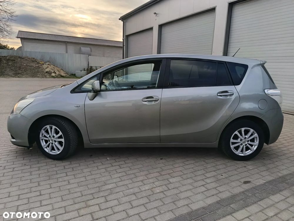 Toyota Verso 2.0 D-4D - 3