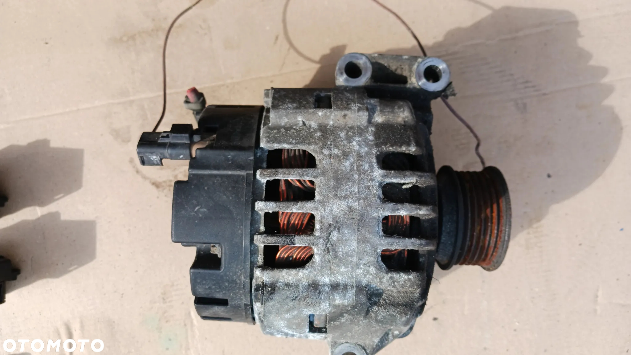 Alternator renault Scenic I laguna I 2,0B 90A 8200030635 - 3