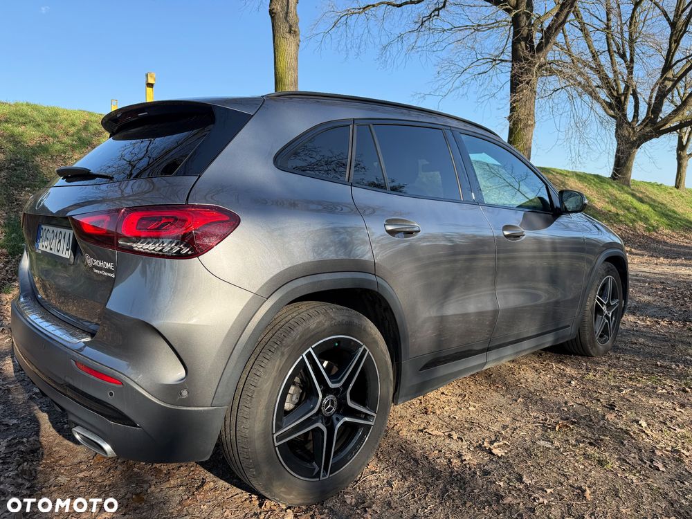 Mercedes-Benz GLA 200 Business Edition - 5