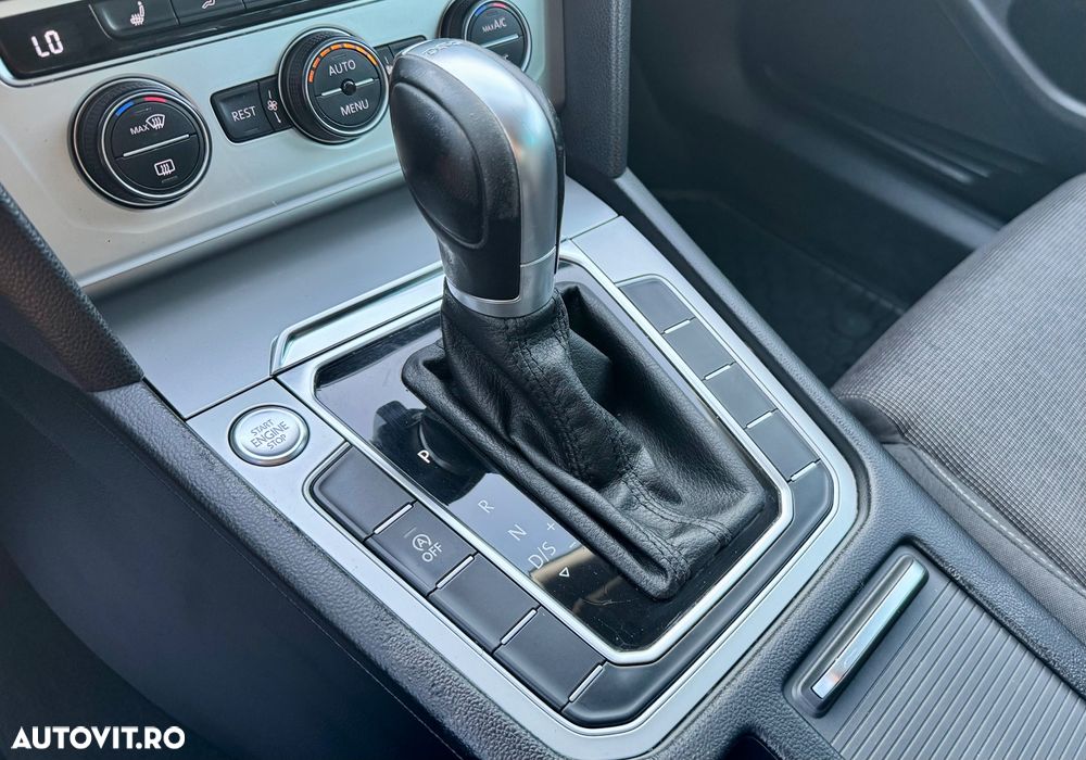 Volkswagen Passat 2.0 TDI DSG Comfortline - 13