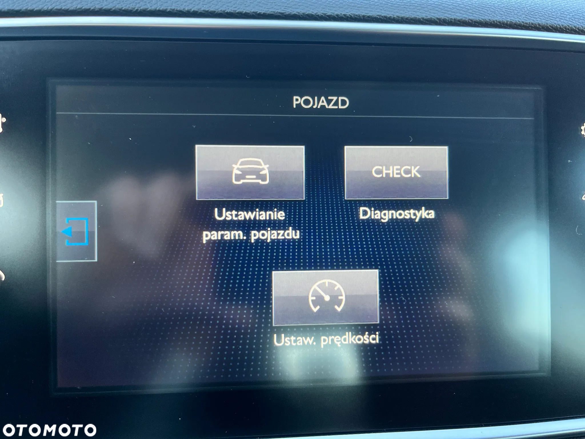 Peugeot 308 SW 1.6 BlueHDi Access S&S - 26