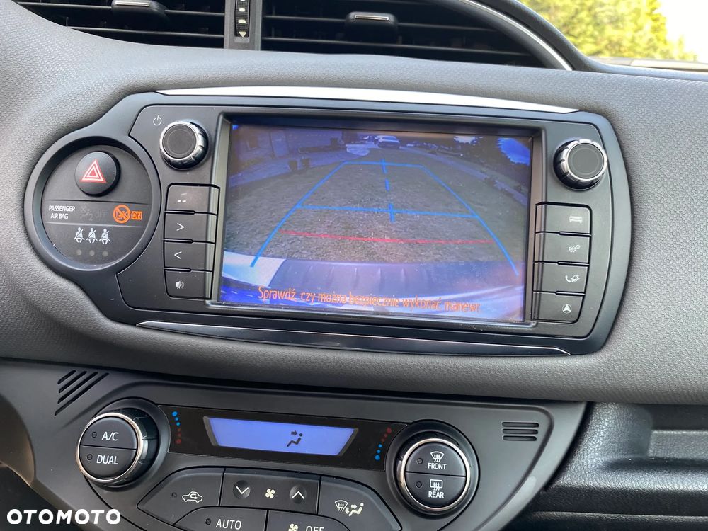 Toyota Yaris 1.5 VVT-i - 11