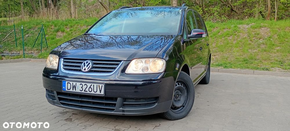 Volkswagen Touran 1.9 TDI Conceptline - 1