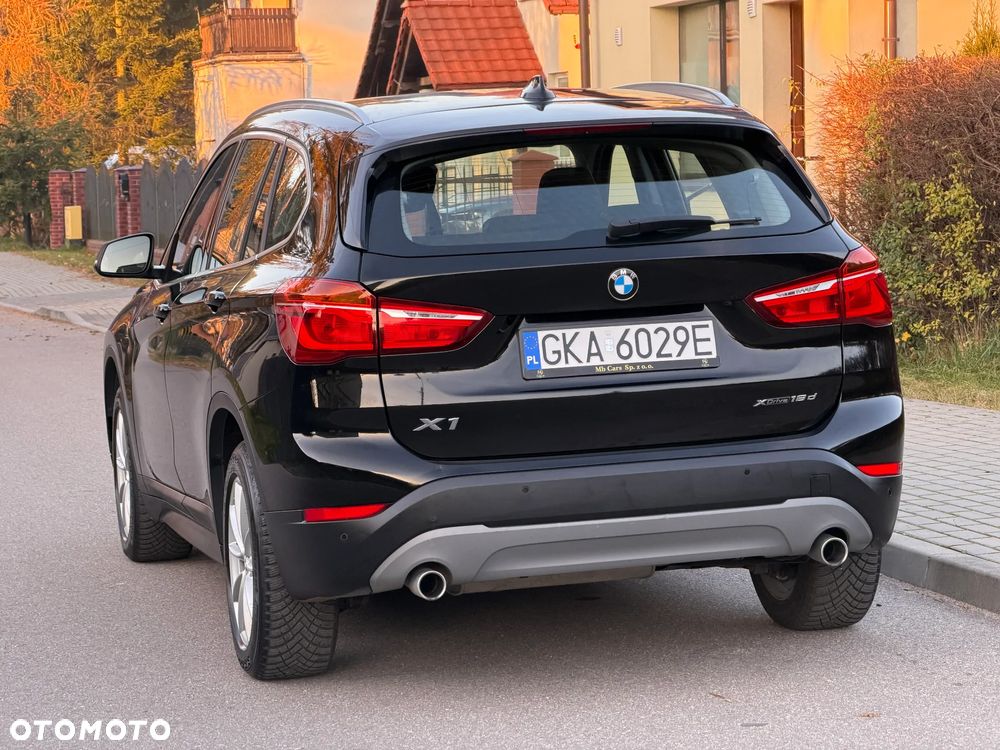 BMW X1 xDrive18d xLine - 15