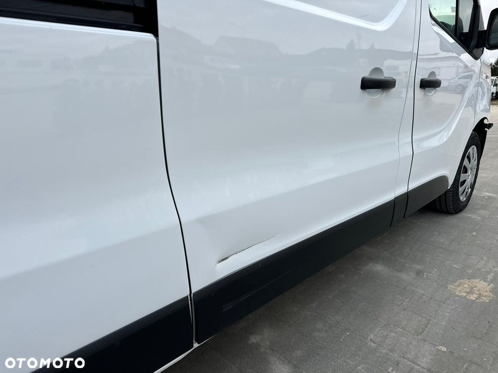Renault Trafic - 13