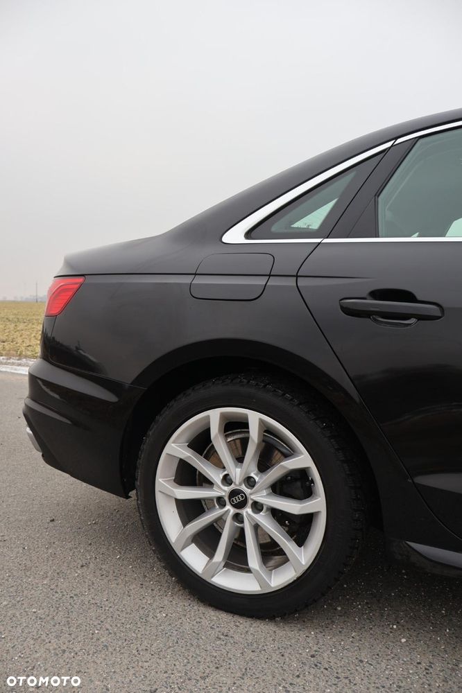 Audi A4 Limousine 35 TFSI mHEV Advanced S tronic - 5