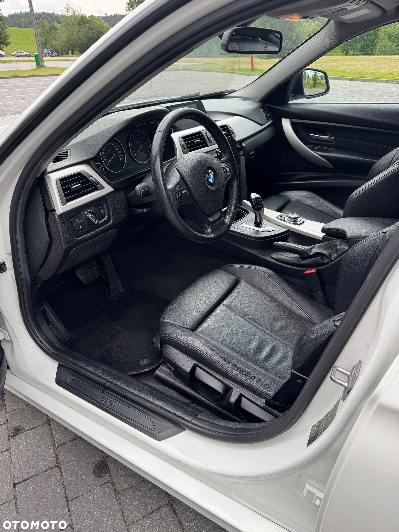BMW Seria 3 - 12