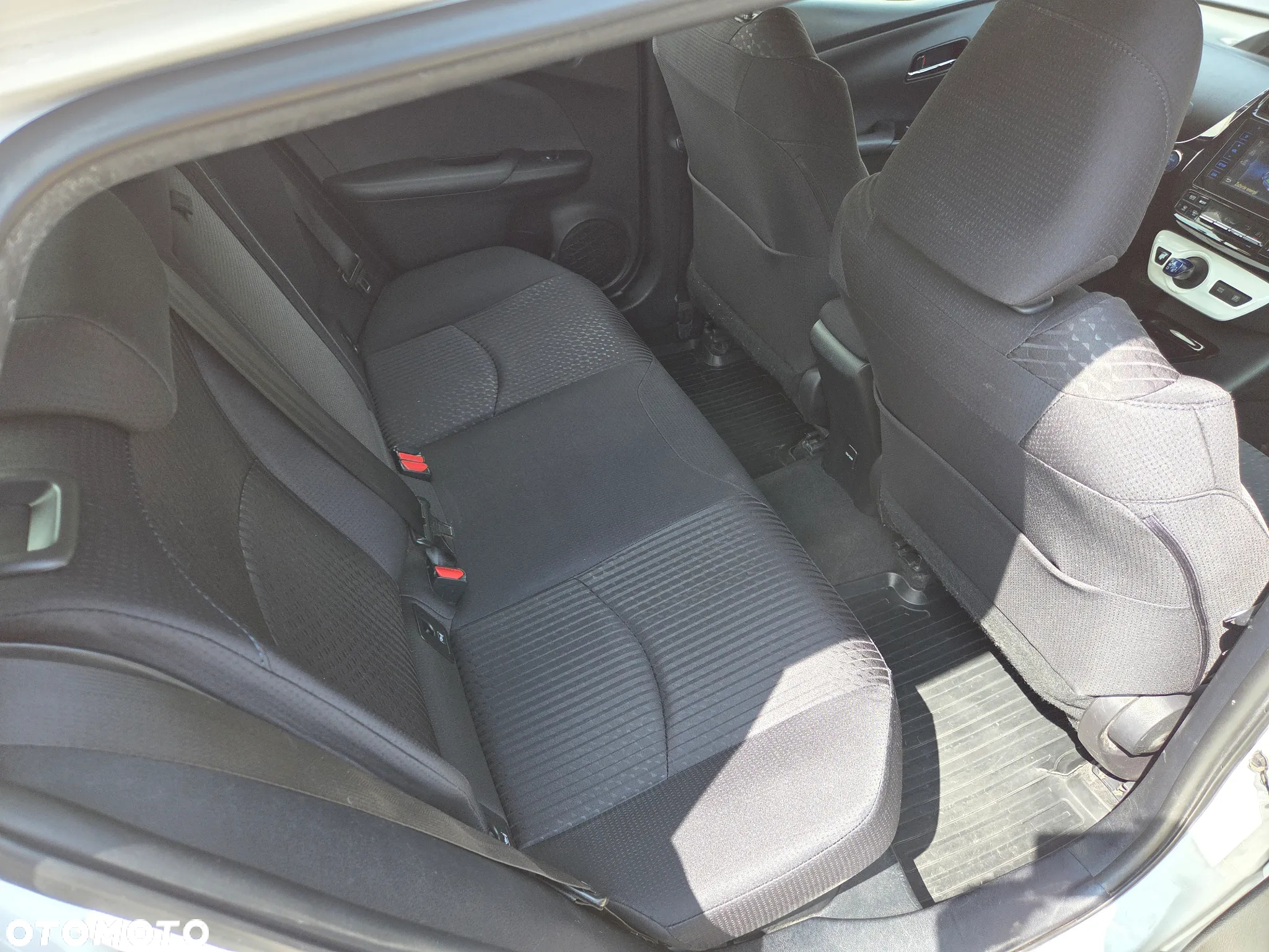 Toyota Prius 1.8 Hybrid Prestige - 14