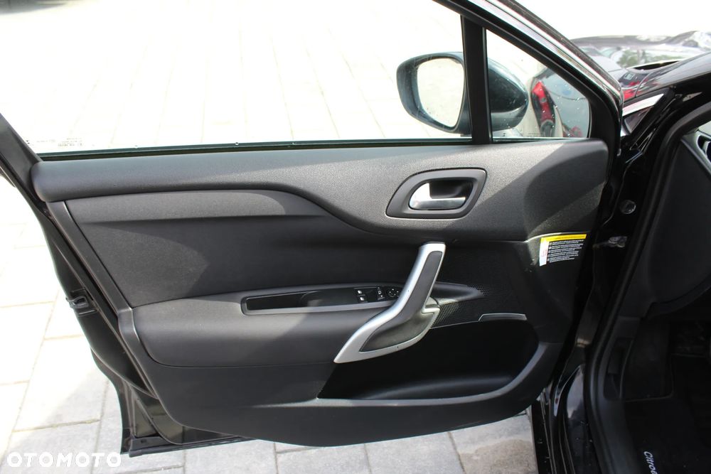 Citroën DS4 BlueHDi 120 S&S Chic - 17