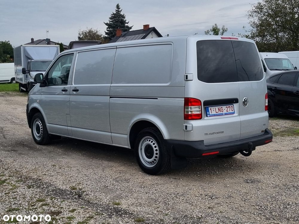 Volkswagen Transporter - 5