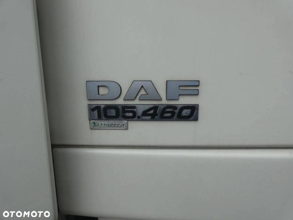DAF XF 105 *SAMOCHÓD NA CZĘŚCI* / MASKA, LAMPA, DRZWI, LUSTERKO, ZDERZAK, GRILL, BŁOTNIK, KLAPA, BELKA, DESKA, FOTELE, KANAPA, ĆWIARTKA KIEROWNICA, TARCZE,ZAWIESZENIE, KOMPLETNY PRZÓD, KOMPLETNY TYŁ, LICZNIK, ZEGARY, PRAWE LEWE PRZÓD TYŁ - 2