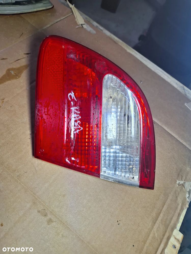 lampa prawa tył klapy  MERCEDES W211 KOMBI - 3