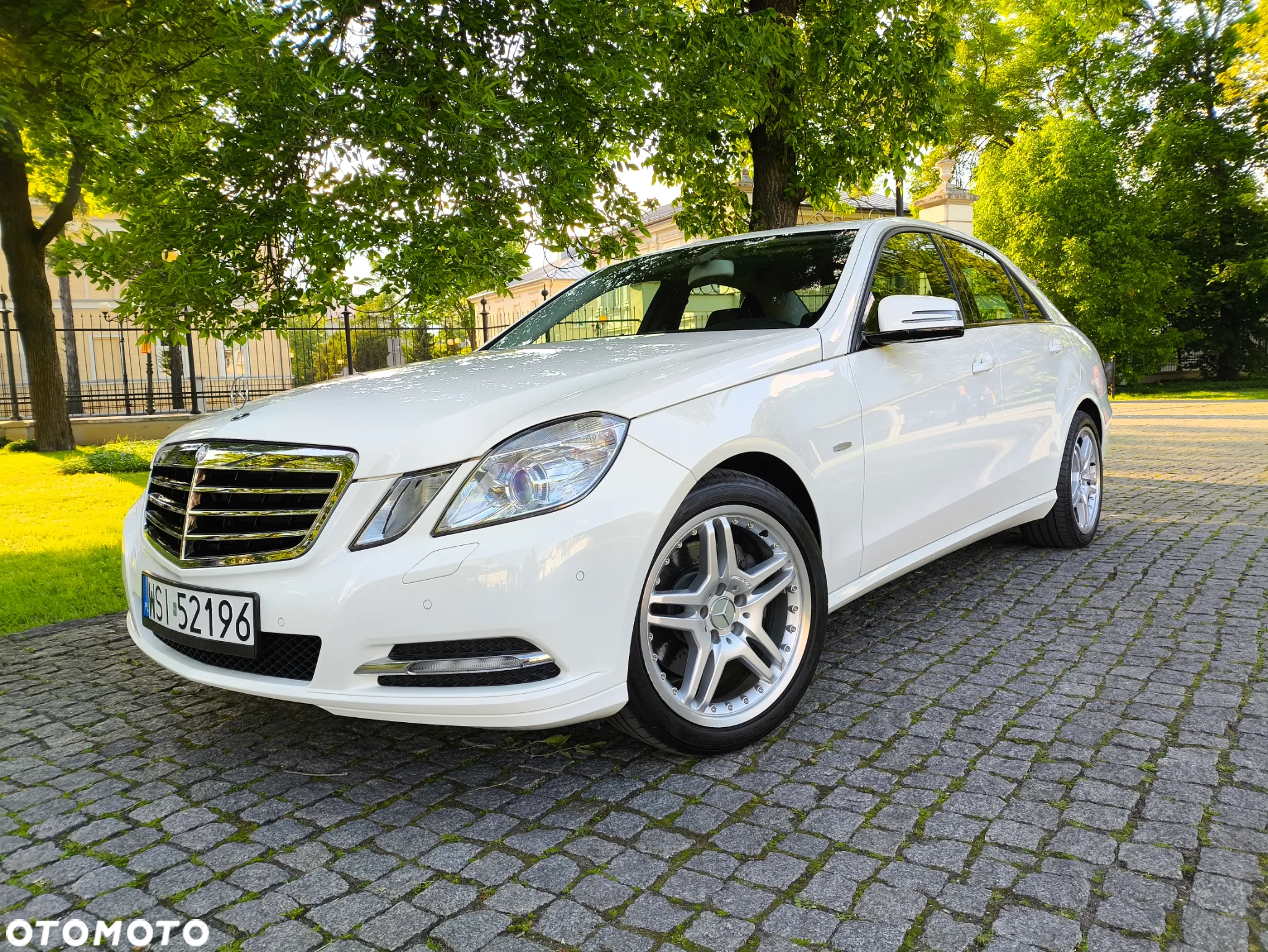 Mercedes-Benz Klasa E 200 T BlueEFFICIENCY - 3