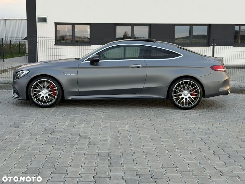 Mercedes-Benz Klasa C AMG 63 S AMG Speedshift 7G-MCT - 31
