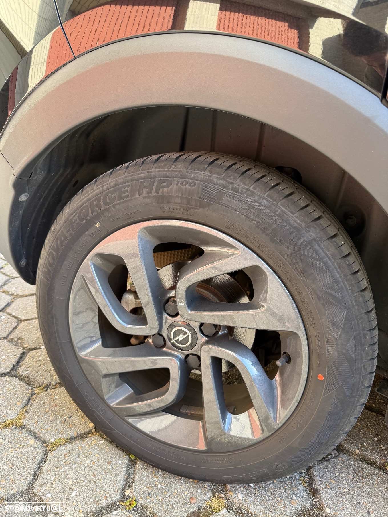Opel Crossland X 1.2 120 Anos - 8