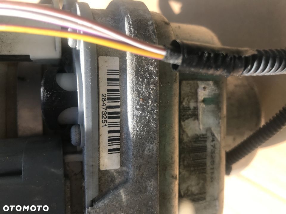 POMPA WSPOMAGANIA FORD FOCUS 4M513K514CA - 7