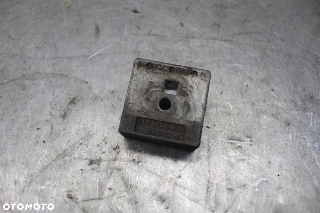 Aprilia RS 50 AF1 80 94-98r Regulator napięcia - 1