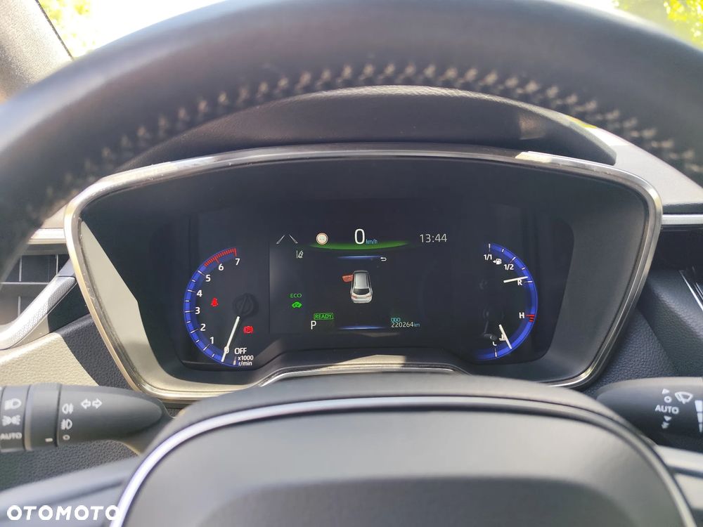 Toyota Corolla 1.8 Hybrid GPF Comfort - 24