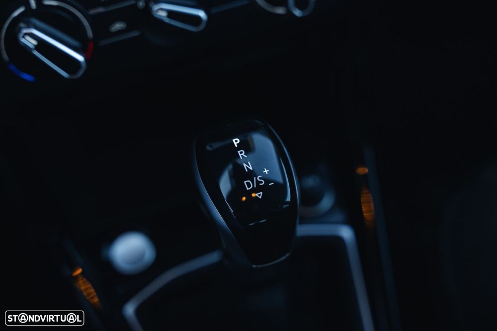 VW T-Cross 1.0 TSI Urban DSG - 45