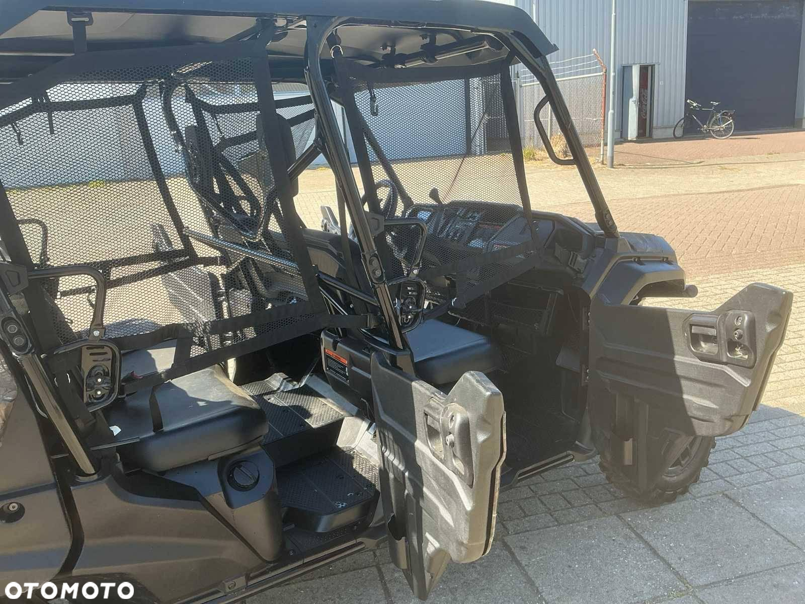 Polaris Ranger XP - 12