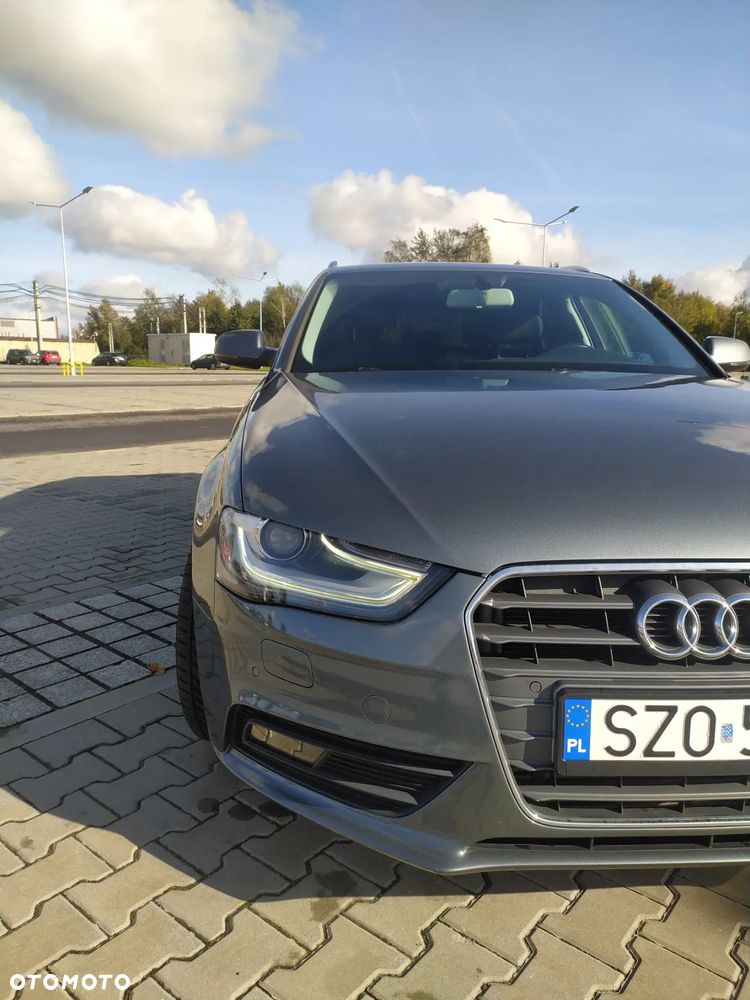 Audi A4 Avant - 1