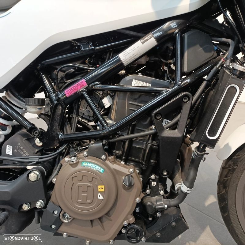 Husqvarna Vitpilen 401 VITPILLEN - 4