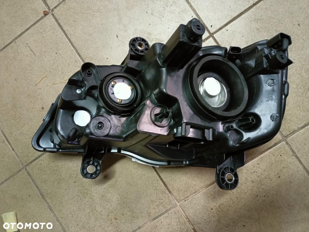 Lampa lampy przód przednie lewa prawa przednia Chrysler Town&country  2008-2015 Dodge Caravan lift NOWE - 4