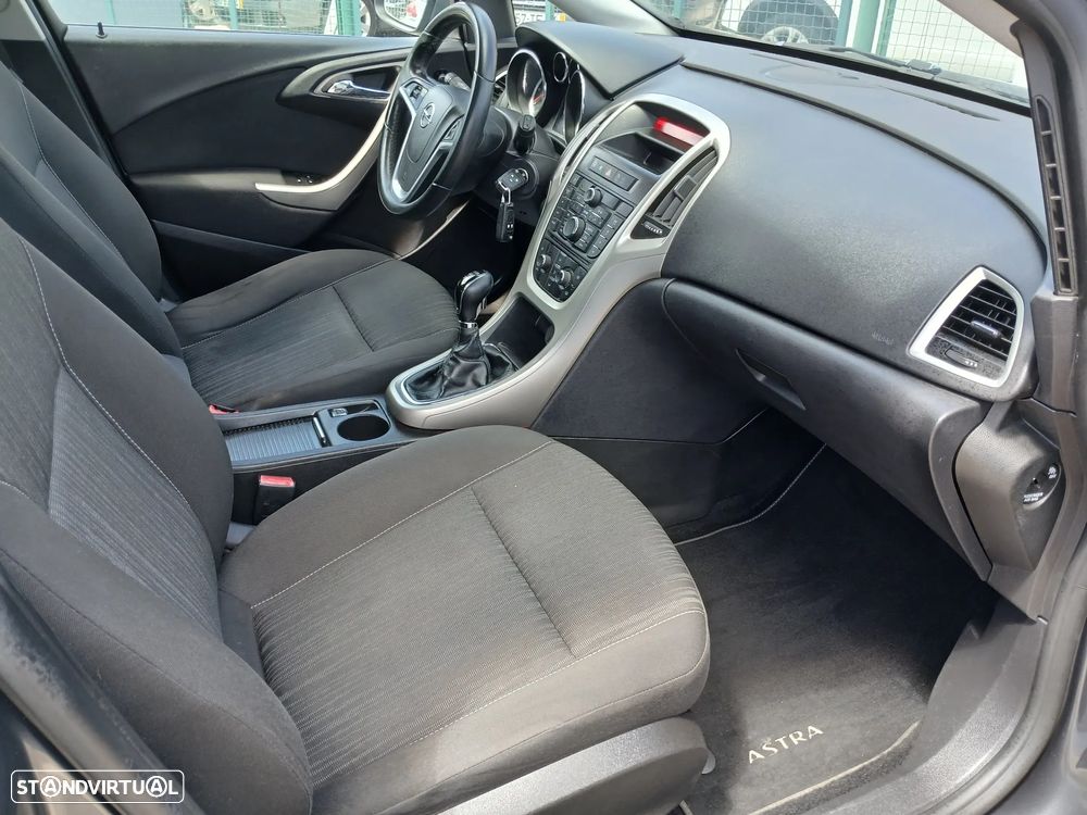 Opel Astra Sports Tourer 1.7 CDTi Enjoy - 23