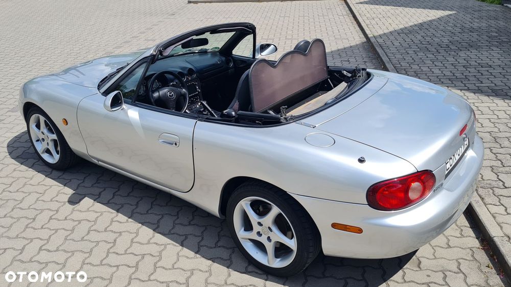 Mazda MX-5 1.9i 16V Sportive - 10