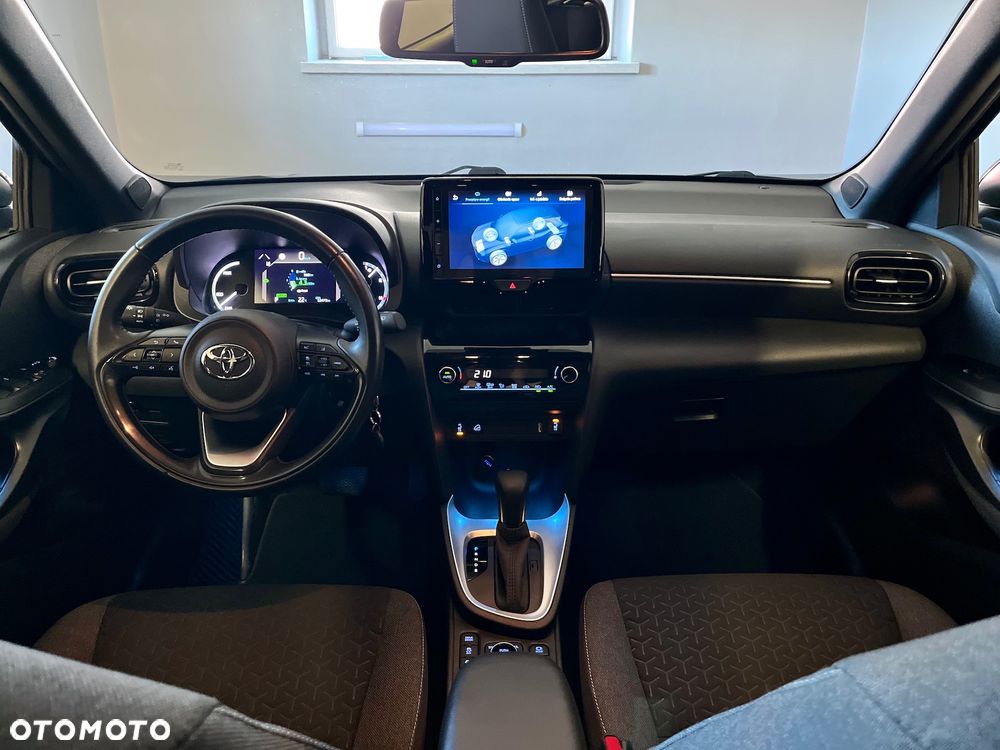 Toyota Yaris Cross Hybrid 1.5 Comfort 4x4 - 7