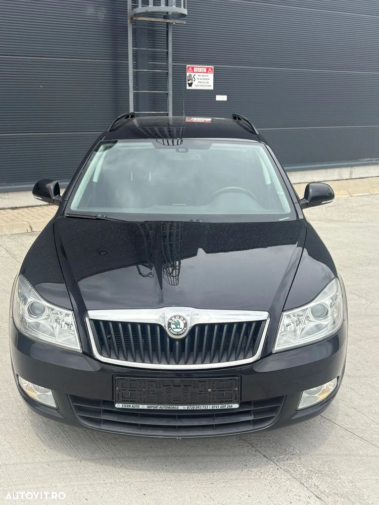 Skoda Octavia 1.4 TSI Ambiente - 2