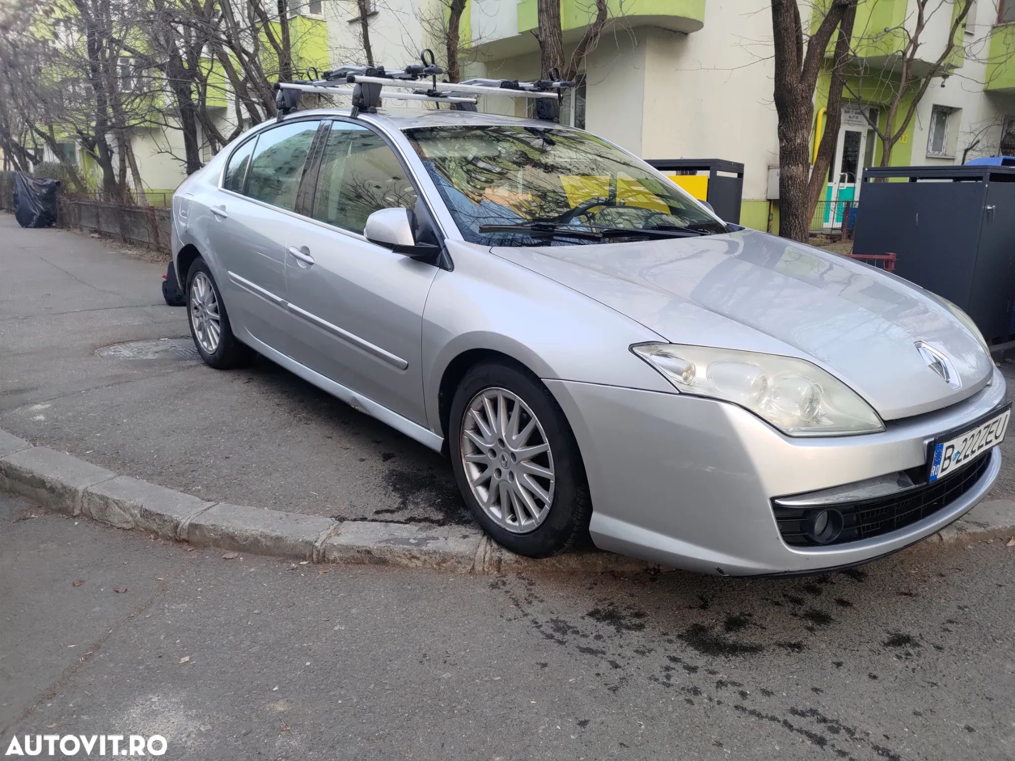 Renault Laguna - 1