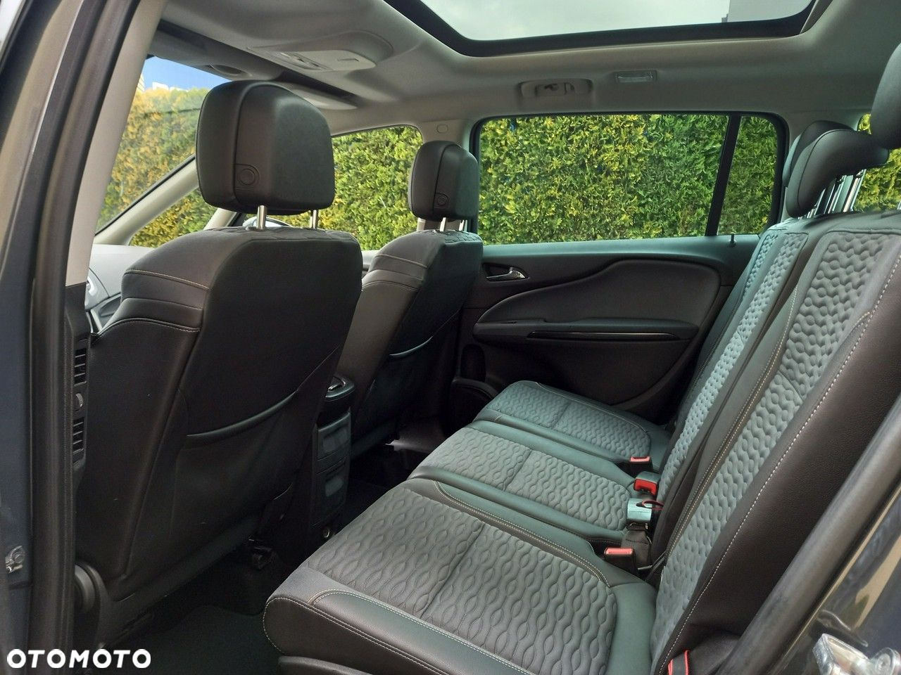 Opel Zafira 2.0 CDTI Cosmo EcoFLEX S&S - 24