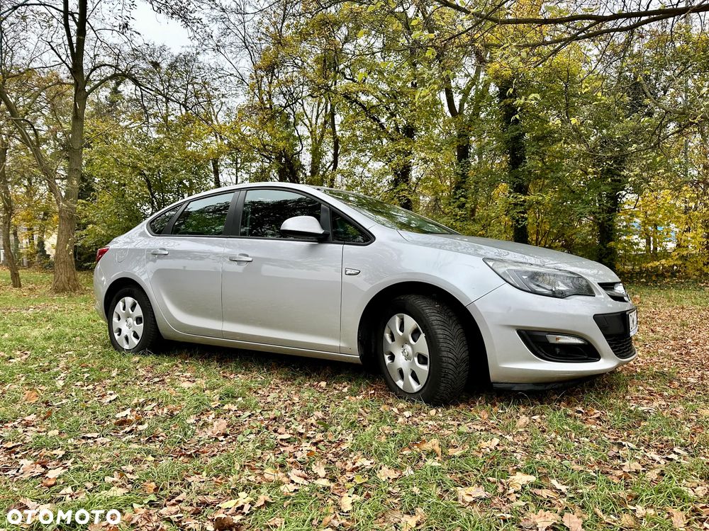 Opel Astra - 1