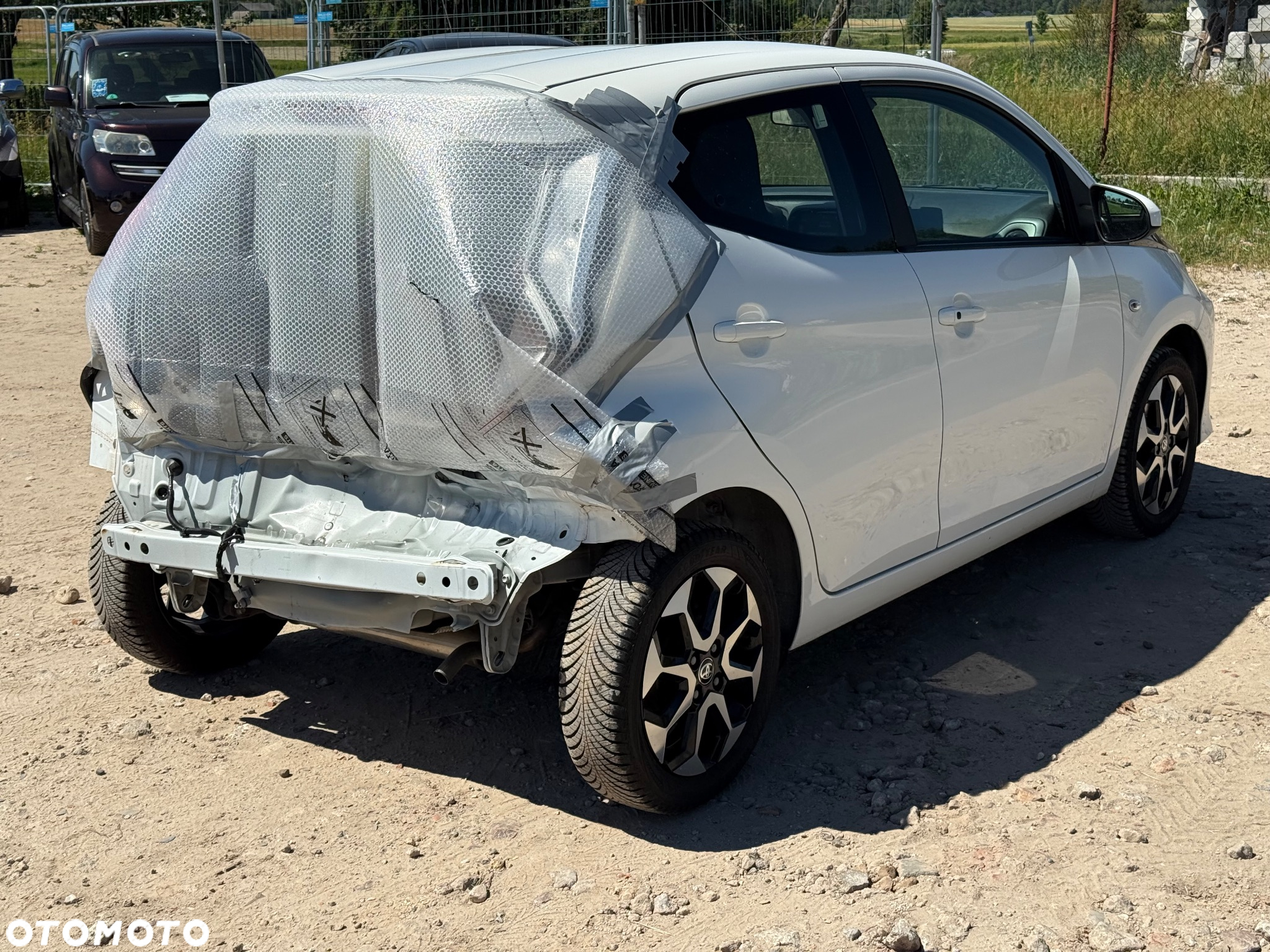 Toyota Aygo x.shift x-play connect - 7