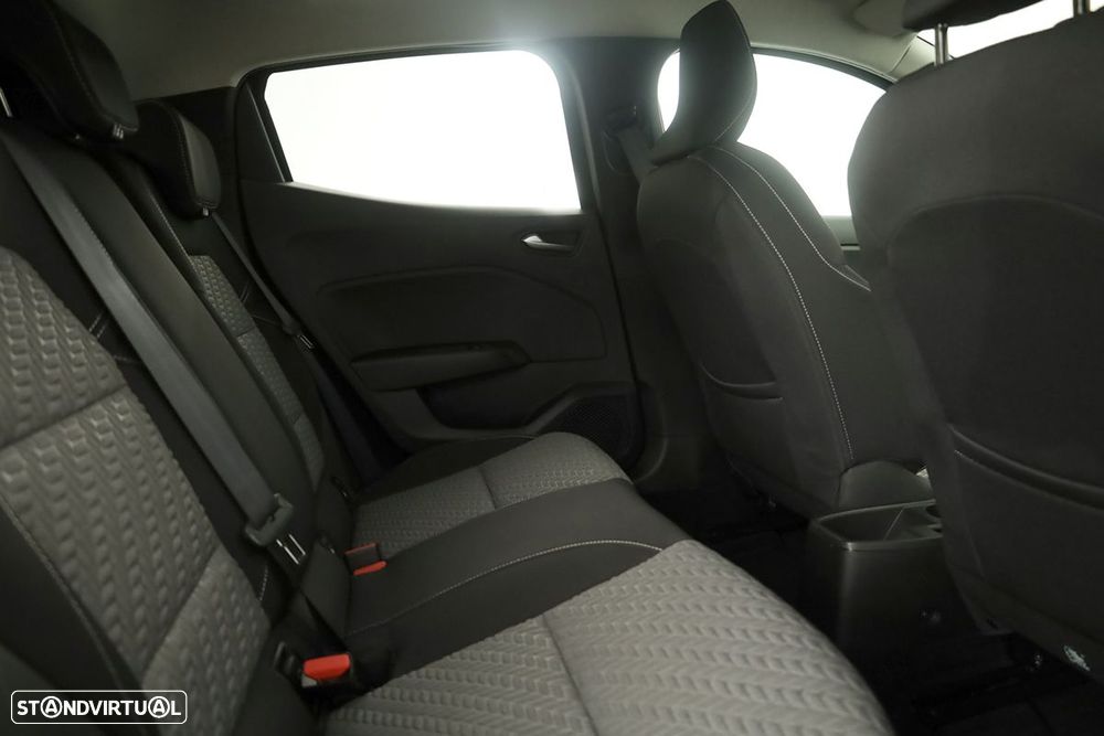 Renault Clio 1.0 TCe Techno Bi-Fuel - 23