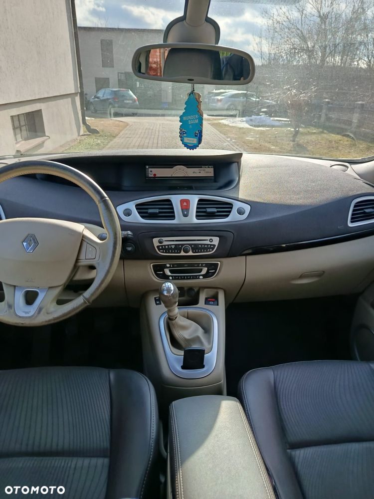 Renault Scenic - 12