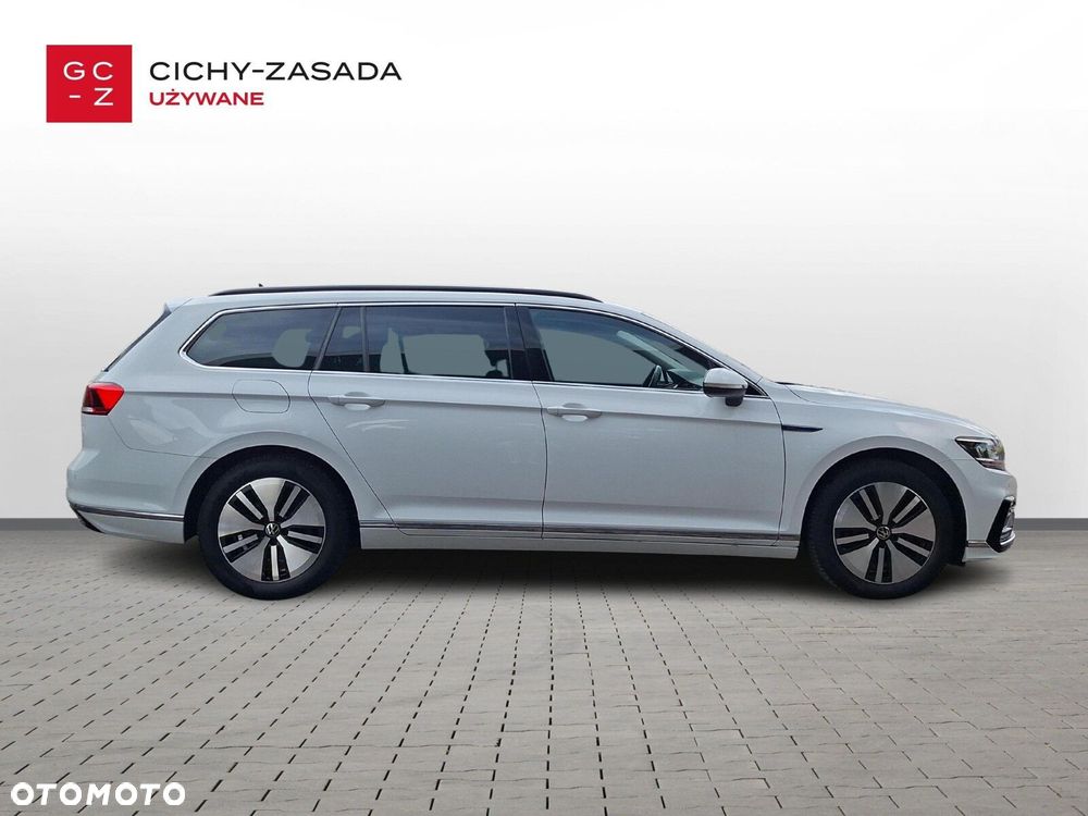 Volkswagen Passat - 6