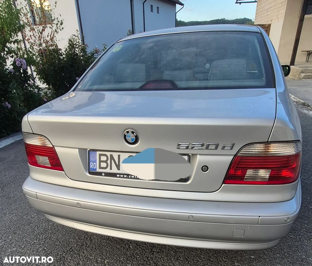 BMW Seria 5 520d - 3