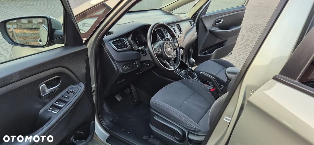 Kia Carens 1.7 CRDi S 7os - 5