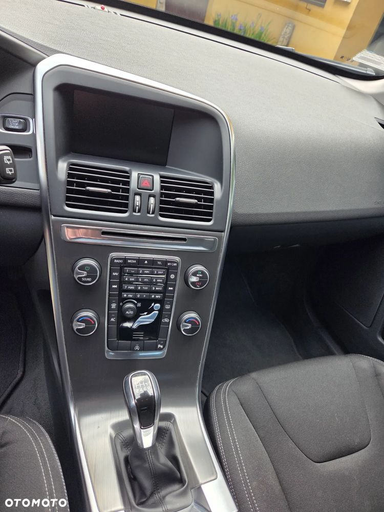 Volvo XC 60 D4 Drive-E Kinetic - 19
